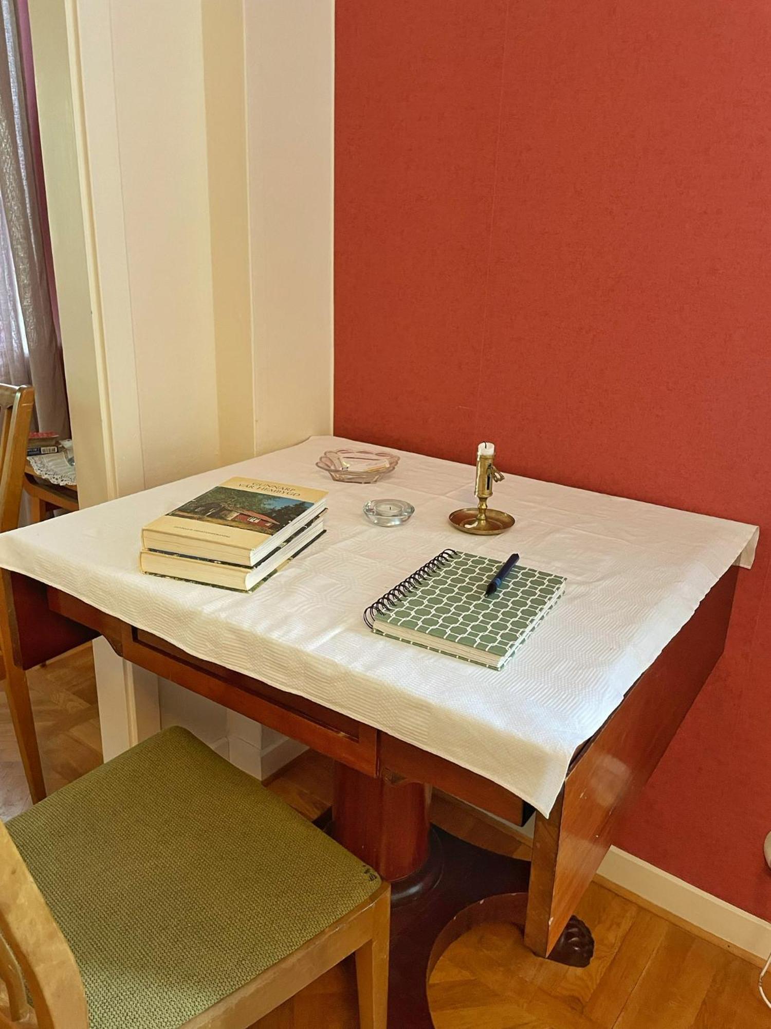 Viktors Affaershus Bed & Breakfast Atran Luaran gambar